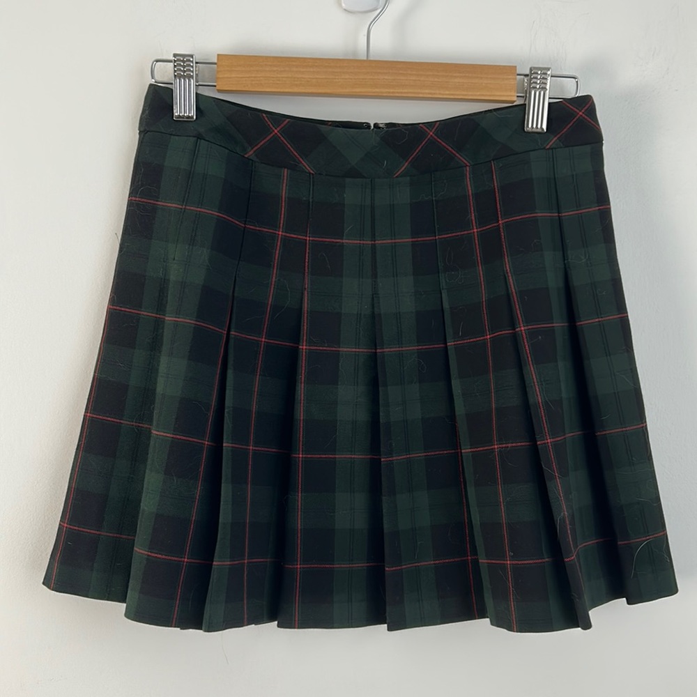 Aritzia Sunday Best pleated plaid skirt, size S